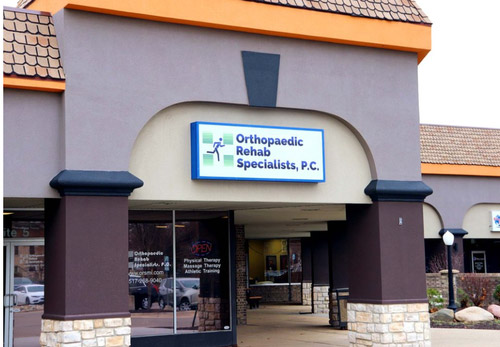 exterior of holt location