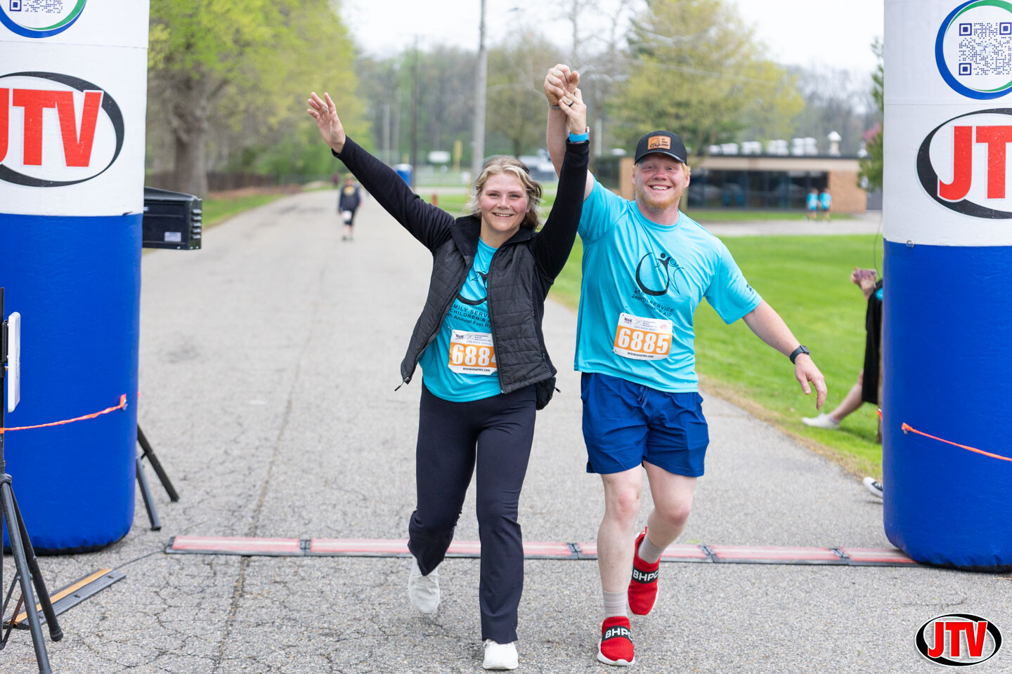 Racers at the FSCA 5k